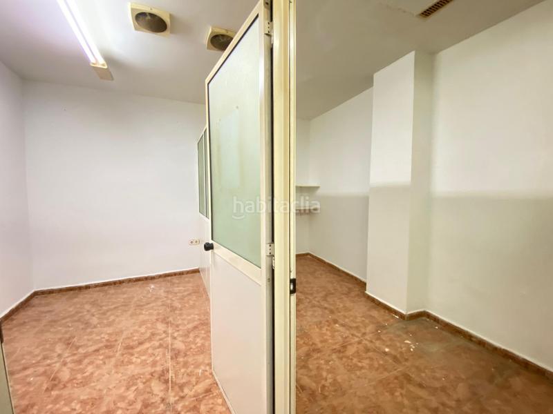Foto 8b1e2ab6-c559-40d8-9ae1-6b8086a25fd8. Alquiler local comercial  con gran visbilidad en Gandia