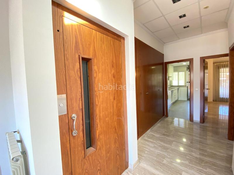 Foto f67a52d7-341c-46b4-9726-0d6e6dfafeed. Attique avec parking dans Centro Histórico Gandia