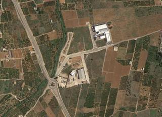 Terreny residencial a Ador. Solar industrial gran superficie poligono ador