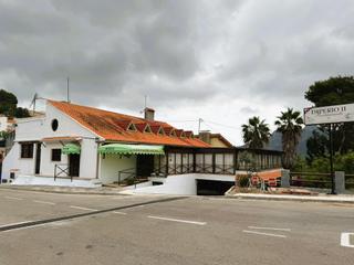 Local Comercial en Urbanizaciones. Restaurante estilo rstico en plena naturaleza