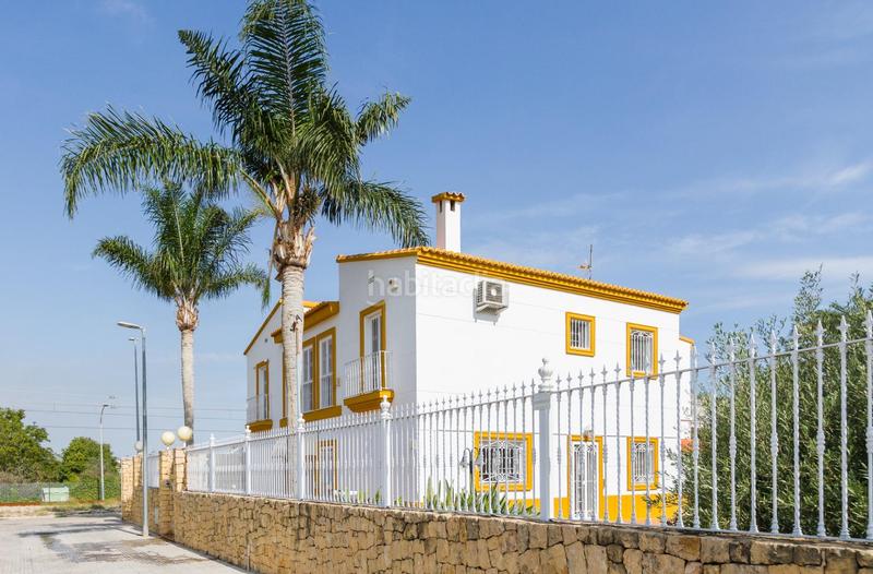 Foto 0c4b647f-45a8-4d5a-916b-ef6732a6be08. Chalet with heating parking in Park Nord - Casona Gandia