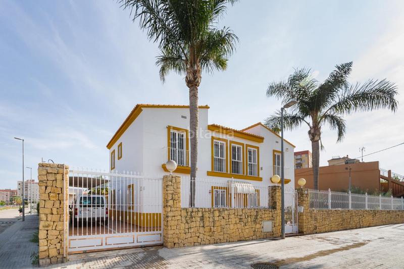 Foto 3209293f-c387-4ba4-b7d2-836fdfe7252b. Chalet with heating parking in Park Nord - Casona Gandia