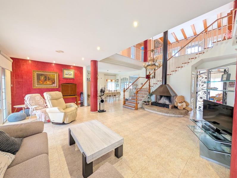 Foto 9ed82172-a7e4-4938-b31d-93b0d9e35f5f. Chalet with heating parking in Park Nord - Casona Gandia