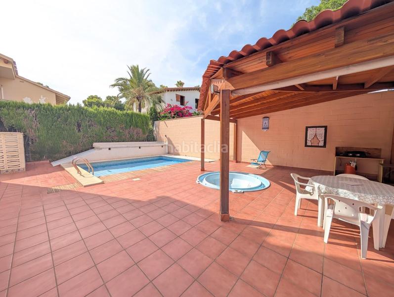 Foto 190d9725-2fea-4d71-8019-9de5cf305ac2. Chalet villa de ensueño en les motes exclusividad, elegancia y luz en la Playa de Gandía en Gandia