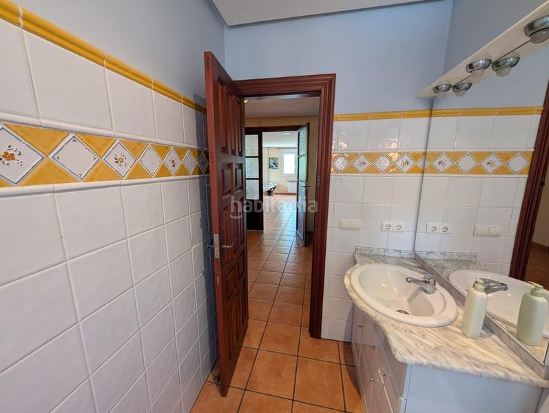 Foto 3889c1fc-6da6-4662-bcba-60a25d5bec3b. Chalet villa de ensueño en les motes exclusividad, elegancia y luz en la Playa de Gandía en Gandia
