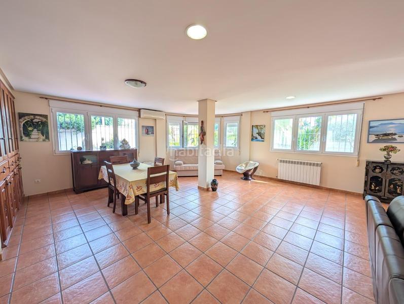Foto 57c5f7cc-6fe2-4d49-9d25-1c1e786ee8a5. Chalet villa de ensueño en les motes exclusividad, elegancia y luz en la Playa de Gandía en Gandia
