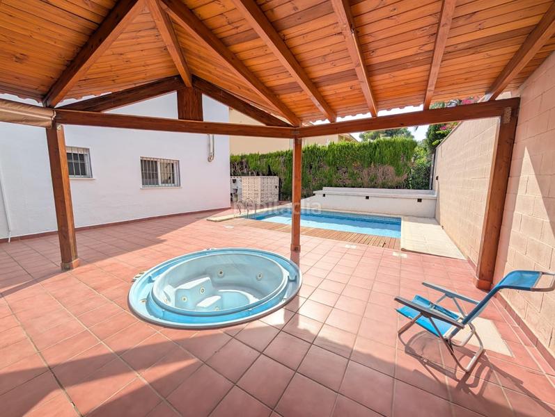 Foto dea14c8b-f039-49fa-83cf-f97222c496ba. Chalet villa de ensueño en les motes exclusividad, elegancia y luz en la Playa de Gandía en Gandia