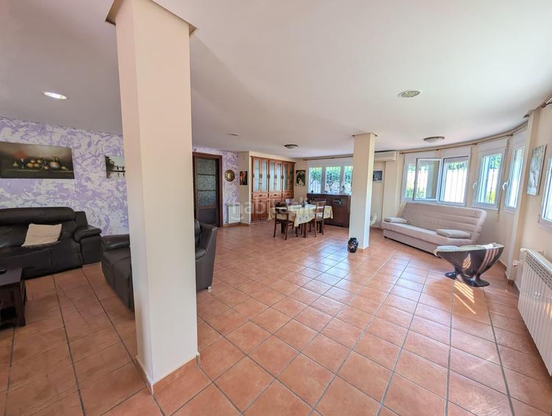 Foto f24b3c47-ac27-4361-a2cd-15443e2b19bd. Chalet villa de ensueño en les motes exclusividad, elegancia y luz en la Playa de Gandía en Gandia