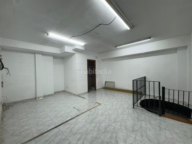 Foto 087a72c9-e6a2-4f59-986c-01280b065103. Alquiler local comercial tu negocio aquí sin duda. en Gandia