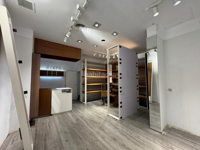 Foto a571ddbd-5d9c-49bd-8cf7-67c76a7c0779. Alquiler local comercial tu negocio aquí sin duda. en Gandia