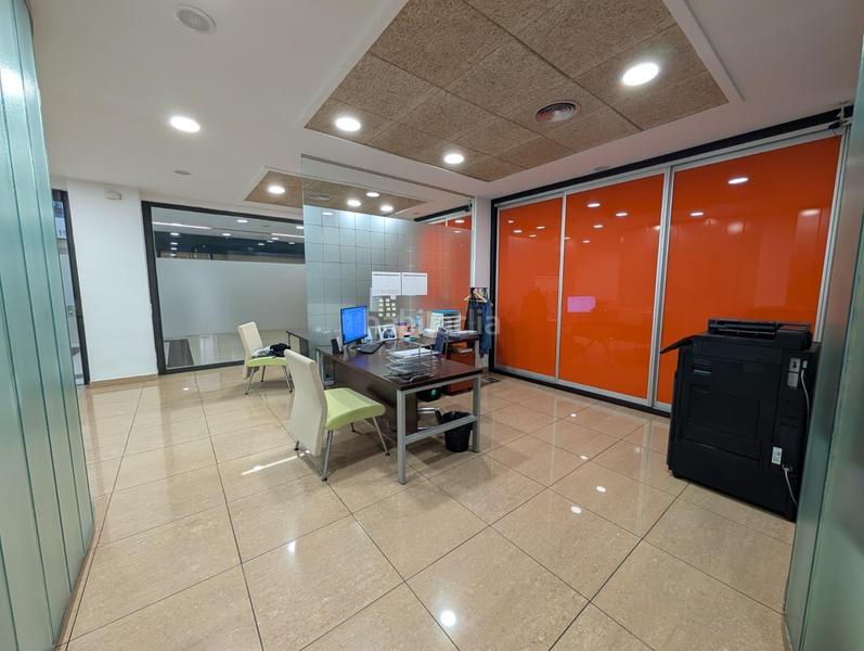 Foto f7804e97-fe6a-4f7d-9abf-becbd9b49360. Location bureau dans Centro Histórico Gandia