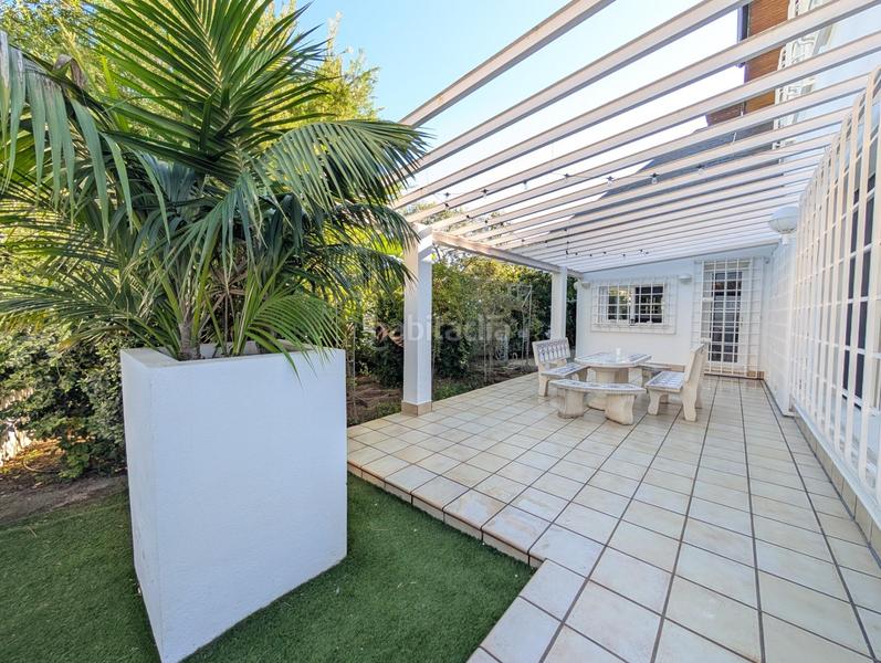 Foto 24eeda95-e276-4268-bcec-f9e7c4b23cfa. Chalet con riscaldamento parcheggio piscina in Park Nord - Casona Gandia