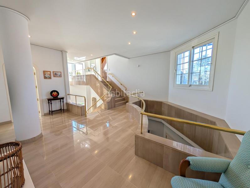 Foto 33113550-7e4a-4a80-9025-7e0e9917d1eb. Chalet con riscaldamento parcheggio piscina in Park Nord - Casona Gandia