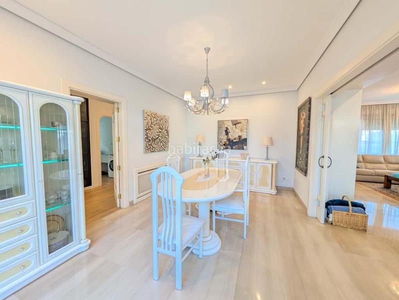 Foto 54ac8d3c-5504-46bc-8b42-43de78c27819. Chalet con riscaldamento parcheggio piscina in Park Nord - Casona Gandia