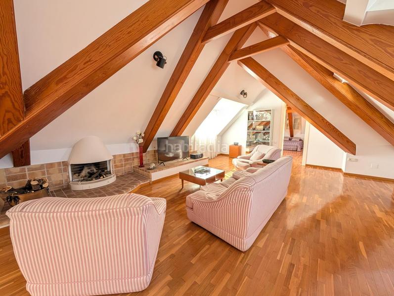 Foto e0c48e3b-f65d-4375-b2fa-4444632ffc82. Chalet con riscaldamento parcheggio piscina in Park Nord - Casona Gandia