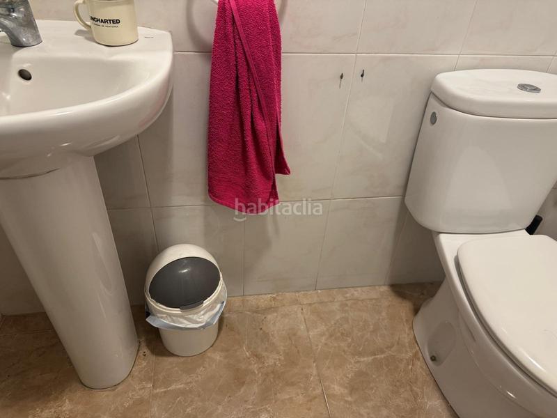 Foto a2de73b6-8f19-4ad1-b746-a8e80829a9ce. Alquiler local comercial da el primer paso hacia tu nuevo éxito en gandía! en Gandia