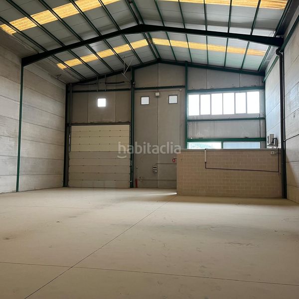 Foto 30946d42-c534-4bce-b5ed-ccdfe95136aa. Industrial building in Xeresa