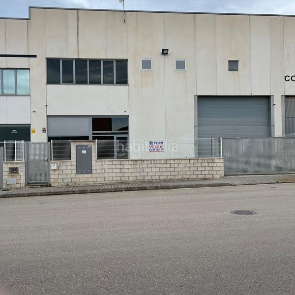Foto 61b16892-c8be-4ec4-bc01-27f4fc8b0c53. Industrial building in Xeresa