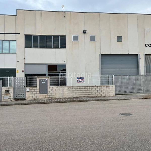 Foto 9fc948b7-73ea-4e6f-8e8f-3dc1ef7166f1. Industrial building in Xeresa