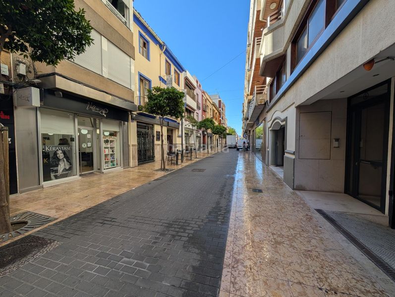 Foto 7f0ecd18-a30d-4e86-820e-3575d28e8b9c. Lloguer edifici a Centro Histórico Gandia