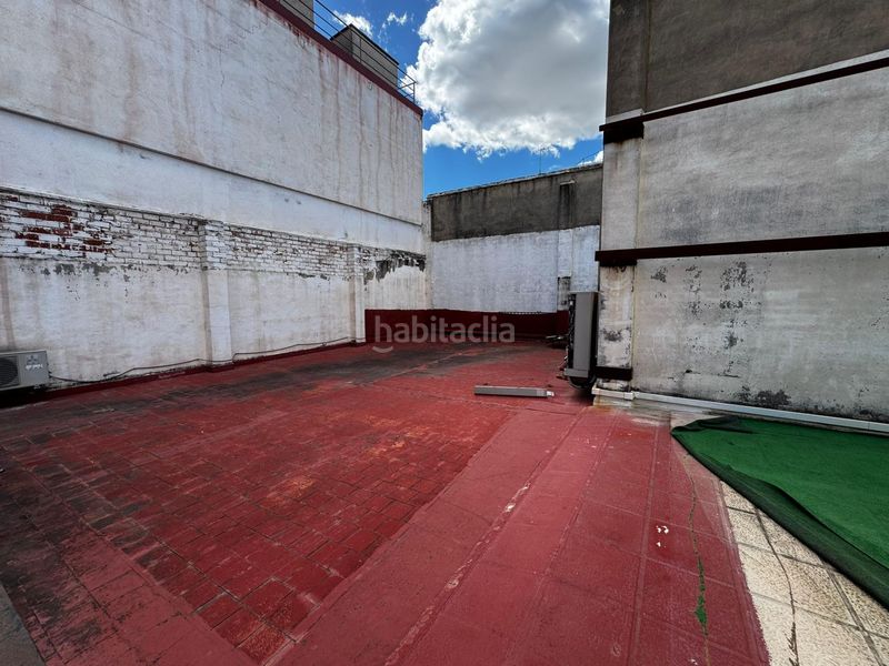 Foto fa14af9d-276c-43d6-a9a0-98103d2e796f. Alquiler edificio  exclusivo en pleno corazón de gandía visibilidad, amplitud y prestigio para tu negocio en Gandia