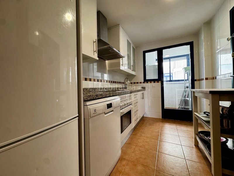 Foto f4178b8f-fde2-4046-874d-9935444e8f91. Apartament amb piscina a Playa de Gandía Gandia