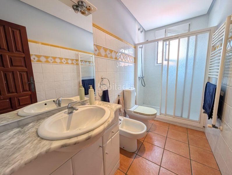 Foto 19eb3dd5-6991-45a6-ac03-aaf5a6ca430e. Xalet amb calefacció aparcament piscina a Playa de Gandía Gandia