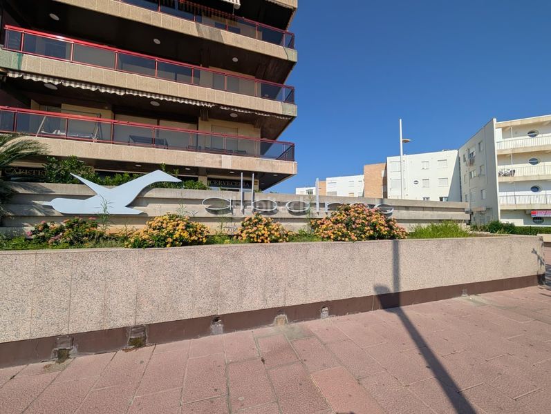Foto 04ec8f90-5d46-4547-bf9e-22d4d85bc26d. Apartament amb aparcament piscina a Playa de Gandía Gandia