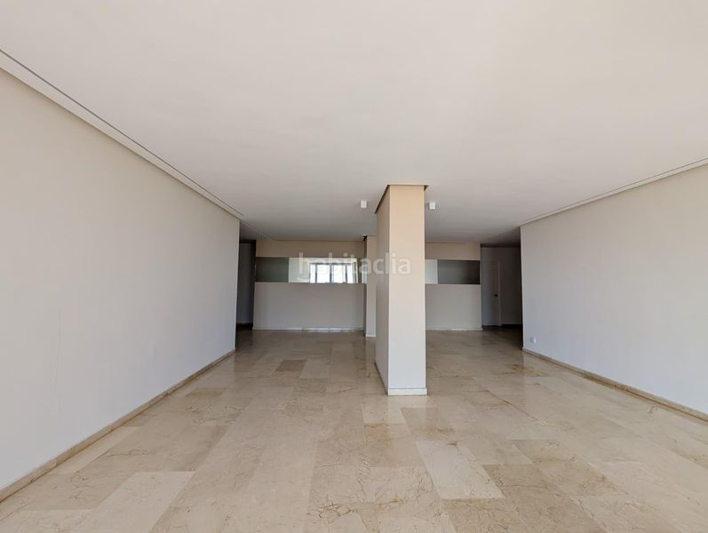 Foto 4c37643a-9a94-43c7-8c94-9f822eb7c276. Apartament amb aparcament piscina a Playa de Gandía Gandia