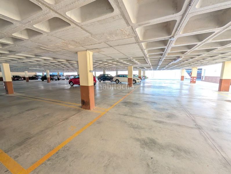 Foto 4eee5f92-f195-45d6-be81-369ac0430ebc. Apartament amb aparcament piscina a Playa de Gandía Gandia
