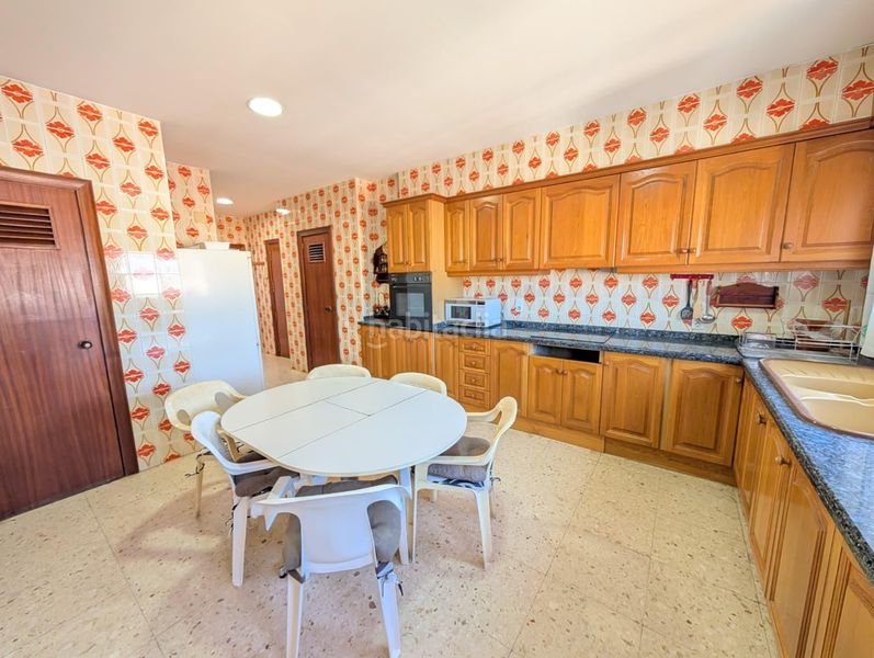 Foto 9f0aeca3-f000-46c7-9c69-d9ecf91ff849. Apartament amb aparcament piscina a Playa de Gandía Gandia