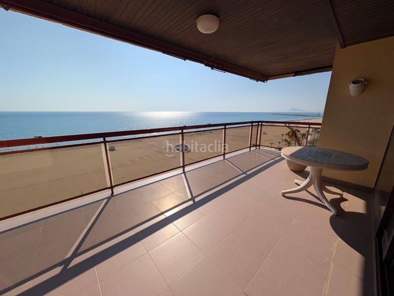 Foto d26b6870-01e8-483f-a9e3-f01fe4386fc9. Apartament amb aparcament piscina a Playa de Gandía Gandia