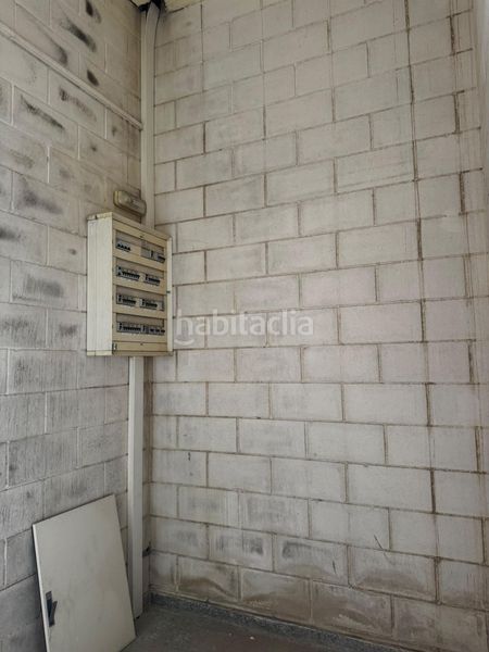 Foto bd669177-2400-4db3-8ac9-251689c04404. Lloguer nau industrial a Urbanizaciones Gandia