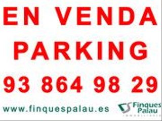 Parking coche en Palau-solità i Plegamans. Plaça d'aparcament al centre del poble de 10 m2