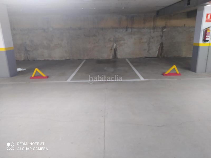 Foto 7465a568-1b3b-43d5-bc9f-0840a7f491d7. Aparcament cotxe a Palau-solità i Plegamans