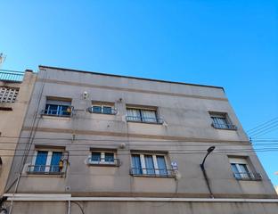 Appartamento in Santa Perpètua de Mogoda. ? oportunidad única: piso esquinero súper luminoso en zona tranq