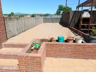 Flat in Polinyà. ¡oportunidad única en polinyà! piso con espectacular terraza de