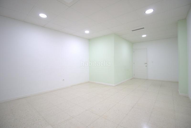 Foto 9e901382-03f8-436e-91aa-e5966eefe25a. Lloguer local comercial a Carrús Oeste Elche / Elx