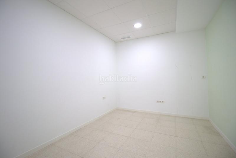 Foto 811b3cb6-9a02-42eb-bf2d-84effd00dd37. Location local commercial dans Carrús Oeste Elche / Elx