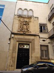 Pis a Centro. Emblemático edificio junto a la basílica