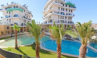Dúplex a Poble Nou-Montiboli. Nueva casa en 1 linea del mar en villajoyosa
