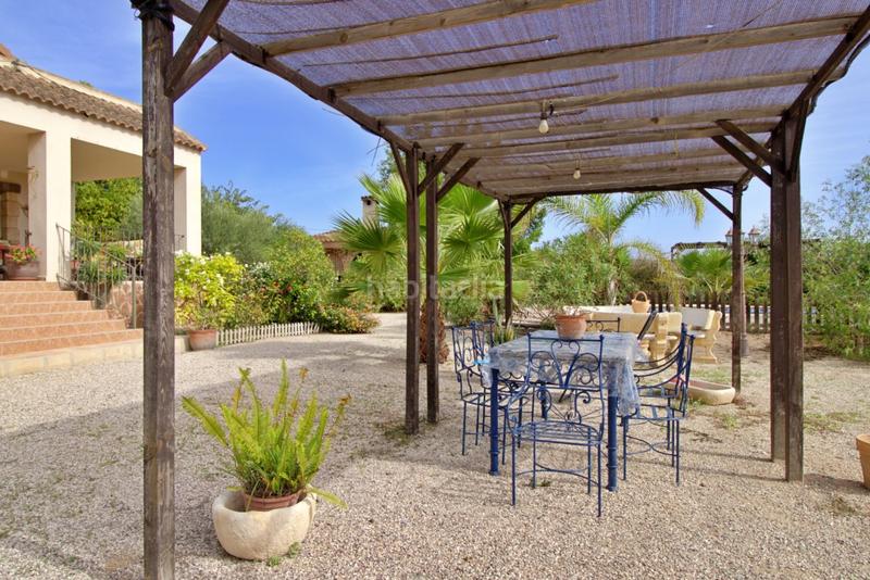 Foto 3b0a6574-abc8-499c-8aa4-e2ceac3b93da. Chalet avec parking piscine dans Valverde Elche / Elx