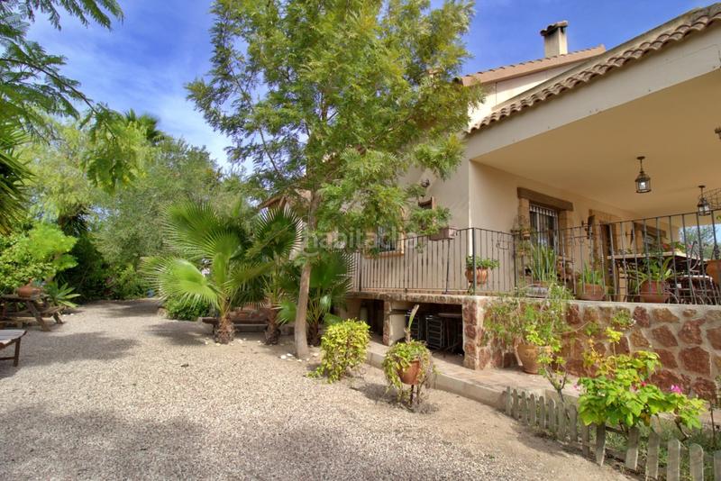 Foto 5dbbe30d-3fe7-4a78-ba75-07a1a57da0ca. Chalet avec parking piscine dans Valverde Elche / Elx