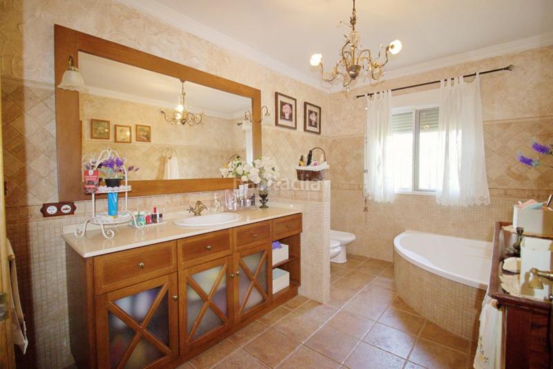 Foto 8874e6be-d170-45f0-a542-7bdd000908b5. Chalet avec parking piscine dans Valverde Elche / Elx