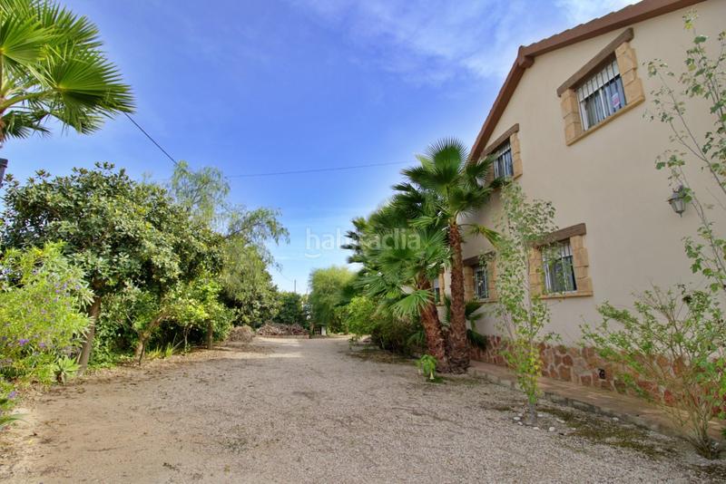 Foto 8cfb051c-af75-4736-8ecc-ed663b168776. Chalet avec parking piscine dans Valverde Elche / Elx