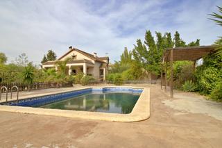 Xalet a Valverde. Impresionante chalet en valverde