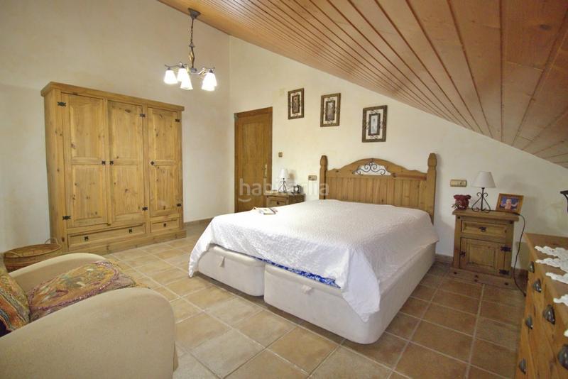 Foto c0b8e64f-a441-40cc-b75b-75da31ca3d65. Chalet avec parking piscine dans Valverde Elche / Elx