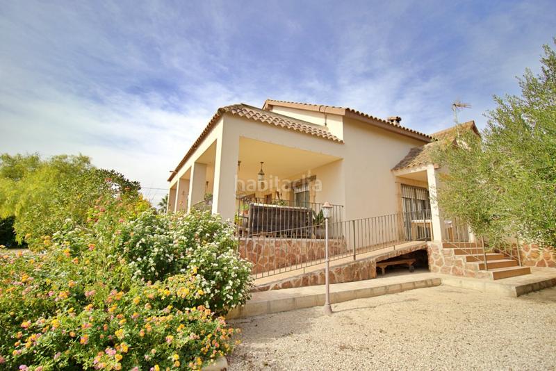 Foto d8a32bf2-22c7-4a3d-a0d2-fe38f8b99917. Chalet avec parking piscine dans Valverde Elche / Elx