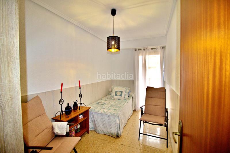 Foto 5e3aaabb-f95f-4a5e-b0f8-a4b914d32df7. Piso se vende bonito piso en zona pisos azules en Elche / Elx