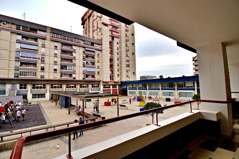 Foto b89757e9-2139-45e0-ae73-7ec4eb7d9537. Piso se vende bonito piso en zona pisos azules en Elche / Elx